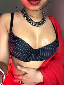 Snapshot of Hot-sexy222 chatting on 11/14/25, 10:03 Hot-sexy222 online show from 11/14/25, 10:03