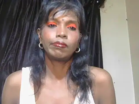 Fuckable Nasty MILF online show from 02/01/25, 12:05