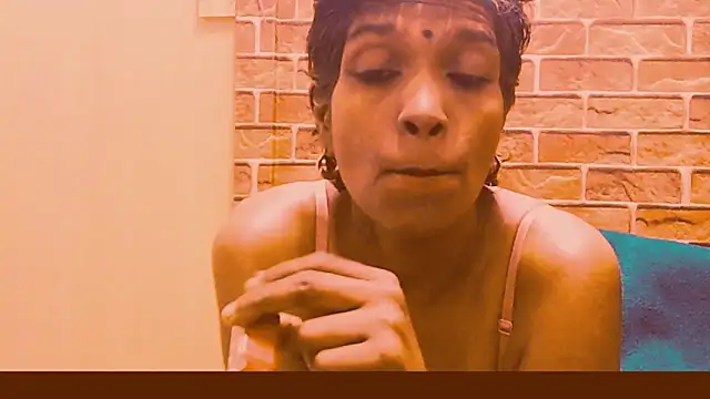 Snapshot of Fuckable_Nasty_MILF chatting on 06/18/26, 03:05 Fuckable Nasty MILF online show from 06/18/26, 03:05