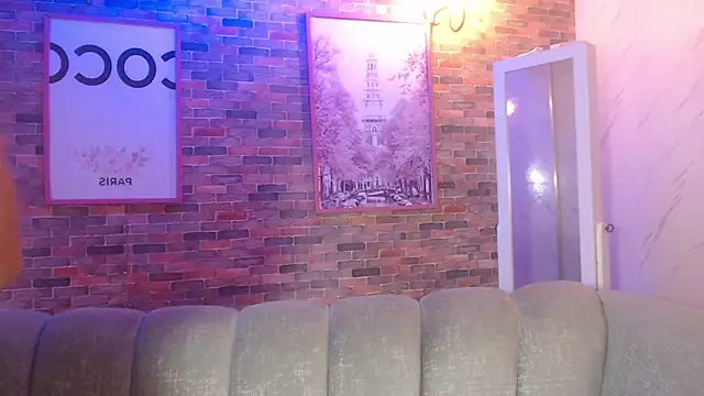 Laurita b online show from 03/20/25, 10:51