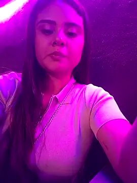 sexy-latin10 online show from 11/30/25, 12:36