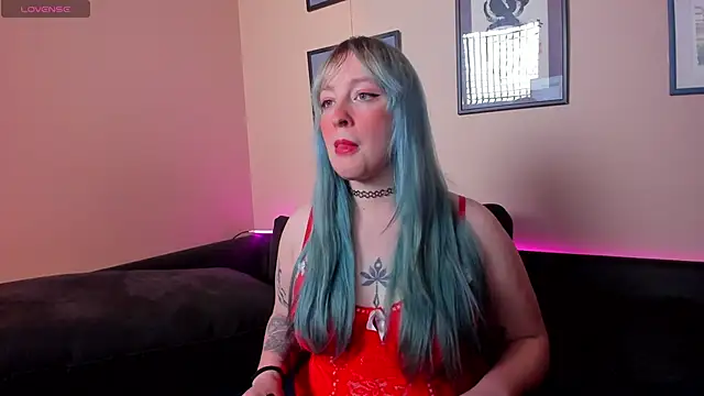 Snapshot of Nicole__Aniston_ chatting on 04/08/26, 10:37 Nicole Aniston online show from 04/08/26, 10:37