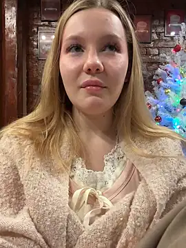 Snapshot of AliceMorr chatting on 12/27/24, 07:08 AliceMorr online show from 12/27/24, 07:08