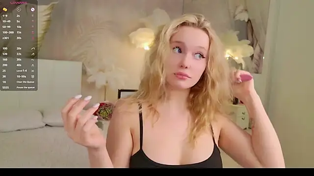 Snapshot of AliceMorr chatting on 01/21/25, 07:50 AliceMorr online show from 01/21/25, 07:50