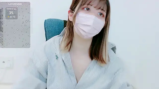 Snapshot of MoMoka_jp chatting on 03/29/26, 11:32 MoMoka jp online show from 03/29/26, 11:32