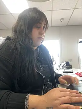 ThicBunz online show from 03/04/25, 03:15