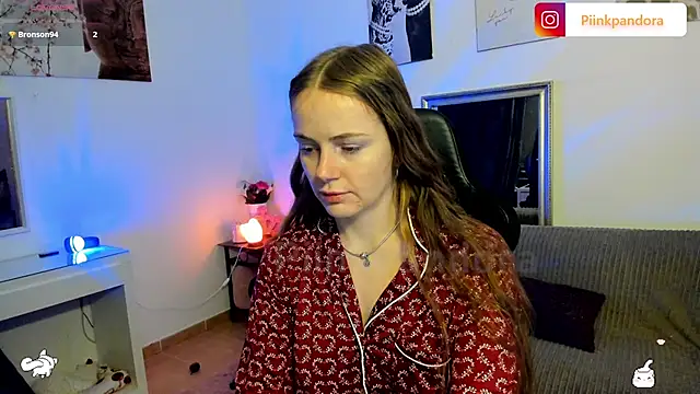 Snapshot of Piinkpandora chatting on 03/13/26, 03:07 Piinkpandora online show from 03/13/26, 03:07