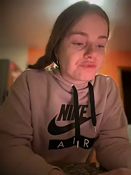 Snapshot of Piinkpandora chatting on 04/23/26, 08:00 Piinkpandora online show from 04/23/26, 08:00