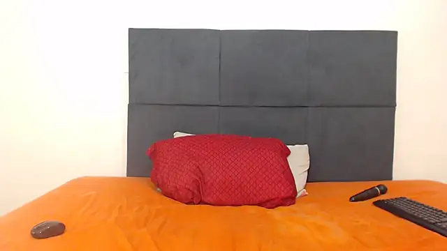 Snapshot of CANDY-X-LOVE-xx chatting on 12/05/24, 10:23 CANDY-X-LOVE-xx online show from 12/05/24, 10:23