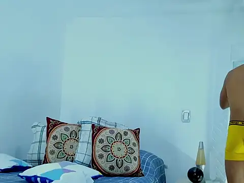 Snapshot of david__johnson372 chatting on 11/16/25, 09:37 david johnson372 online show from 11/16/25, 09:37