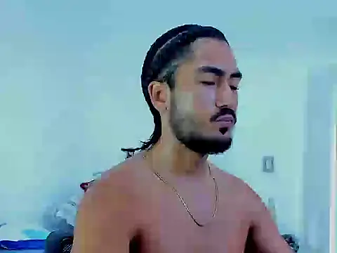 Snapshot of david__johnson372 chatting on 11/17/25, 12:11 david johnson372 online show from 11/17/25, 12:11