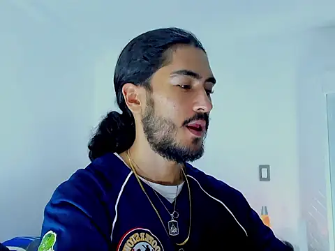 Snapshot of david__johnson372 chatting on 11/30/25, 11:42 david johnson372 online show from 11/30/25, 11:42