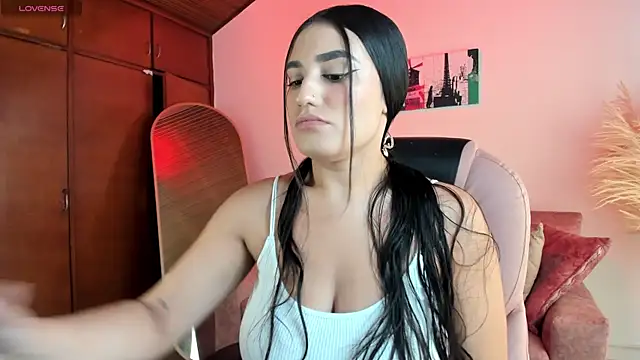 Snapshot of Alheli_16 chatting on 07/02/26, 12:11 Alheli 16 online show from 07/02/26, 12:11
