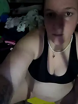 Snapshot of DiamandNova3 chatting on 12/18/24, 07:15 DiamandNova3 online show from 12/18/24, 07:15