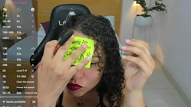 aixa 15 online show from 12/16/24, 03:22