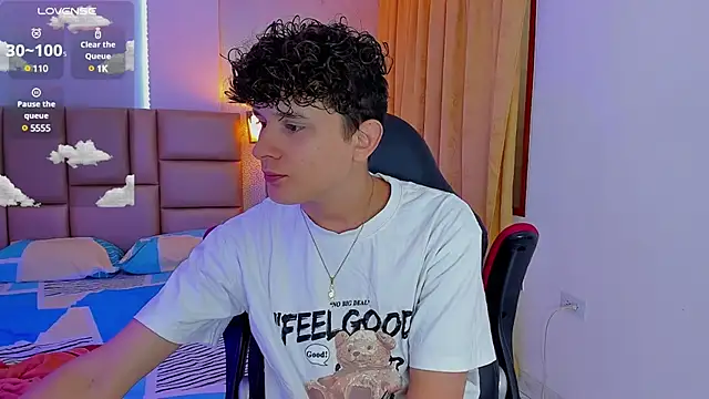 Nathan Bluee online show from 01/28/25, 01:05