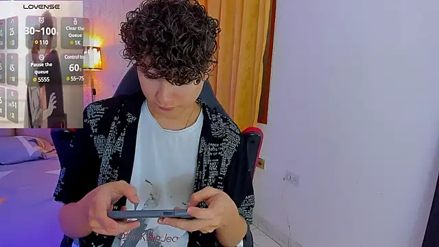 Nathan Bluee online show from 02/07/25, 12:28