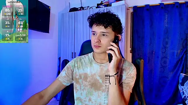 Snapshot of Nathan_Bluee chatting on 01/12/26, 04:01 Nathan Bluee online show from 01/12/26, 04:01