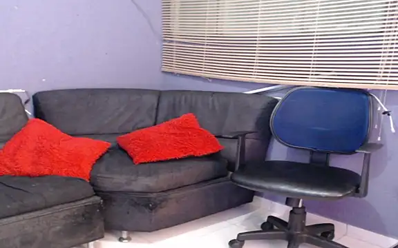 Snapshot of Andy_bapho chatting on 11/26/25, 02:40 Andy bapho online show from 11/26/25, 02:40