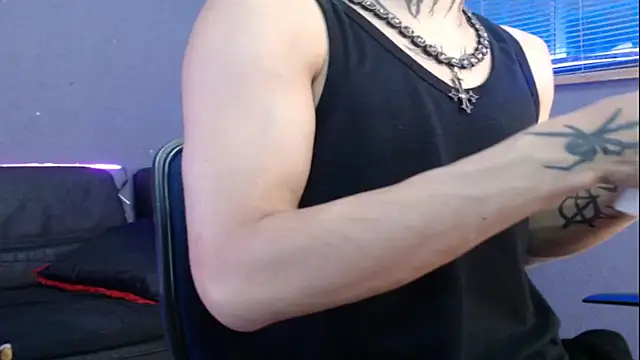 Snapshot of Andy_bapho chatting on 12/03/25, 02:48 Andy bapho online show from 12/03/25, 02:48