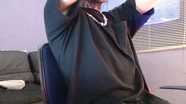 Snapshot of Andy_bapho chatting on 02/03/26, 04:12 Andy bapho online show from 02/03/26, 04:12