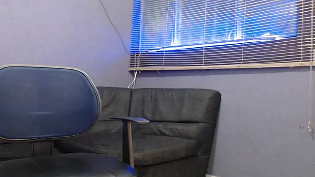 Snapshot of Andy_bapho chatting on 02/24/26, 09:02 Andy bapho online show from 02/24/26, 09:02