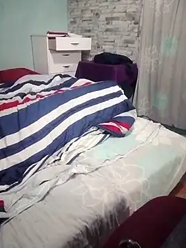 Snapshot of DigCrok chatting on 04/01/26, 09:56 DigCrok online show from 04/01/26, 09:56