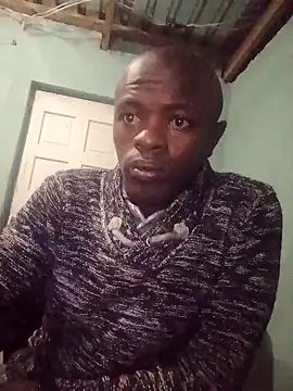 Snapshot of DigCrok chatting on 04/06/26, 08:43 DigCrok online show from 04/06/26, 08:43