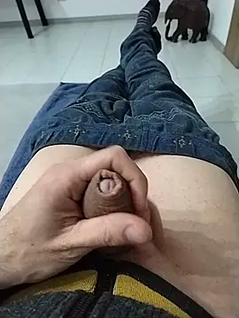 Meriozoro online show from 04/12/26, 06:02