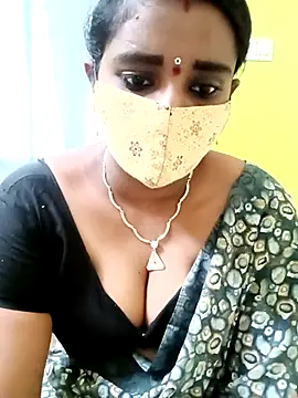 Snapshot of anisha91 chatting on 03/18/25, 08:47 anisha91 online show from 03/18/25, 08:47