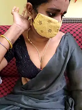 Snapshot of anisha91 chatting on 03/22/25, 03:53 anisha91 online show from 03/22/25, 03:53