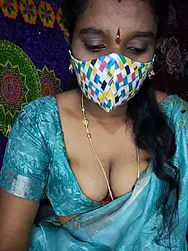 Snapshot of anisha91 chatting on 11/10/25, 05:01 anisha91 online show from 11/10/25, 05:01