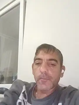 Snapshot of Egemen2245 chatting on 11/25/25, 07:25 Egemen2245 online show from 11/25/25, 07:25