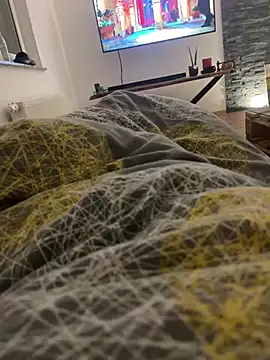 Snapshot of Bick_dick1997 chatting on 02/02/25, 06:53 Bick dick1997 online show from 02/02/25, 06:53