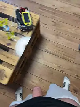 Snapshot of Bick_dick1997 chatting on 02/05/25, 02:05 Bick dick1997 online show from 02/05/25, 02:05