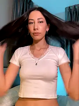 Sophiehii online show from 10/10/25, 01:21