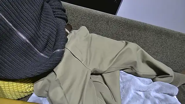 atom0407 online show from 12/14/24, 04:52