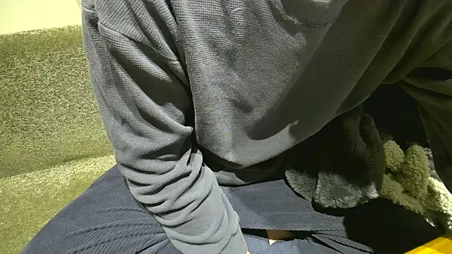 atom0407 online show from 12/29/24, 04:19