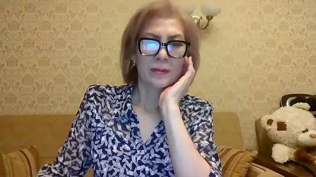 Elegant00Lady online show from 05/31/26, 06:09