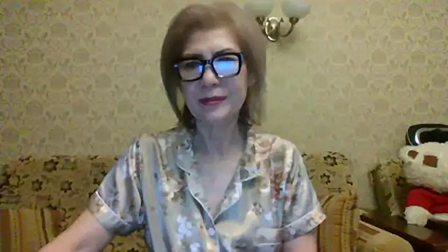 Snapshot of Elegant00Lady chatting on 07/13/26, 10:12 Elegant00Lady online show from 07/13/26, 10:12