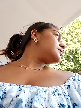 anaesca online show from 02/19/25, 12:11