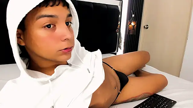 Seductivo jr online show from 07/26/26, 08:21