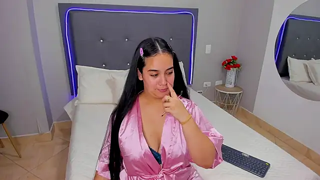 emma lye online show from 03/03/25, 10:10