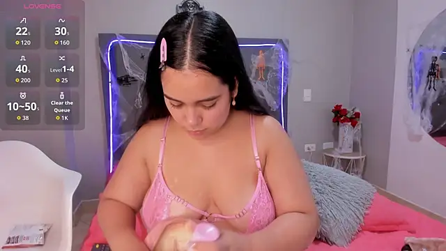 emma lye online show from 10/24/25, 08:49