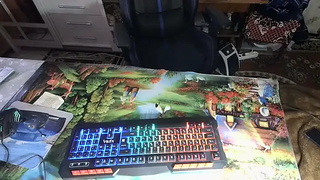 Snapshot of oleg1982yval12 chatting on 02/07/26, 09:18 oleg1982yval12 online show from 02/07/26, 09:18