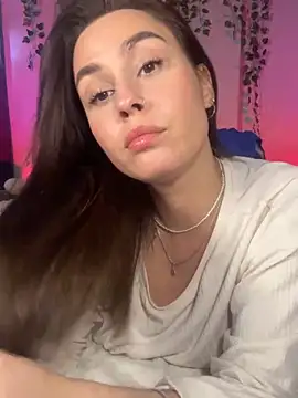 MiaNell online show from 12/17/24, 03:39