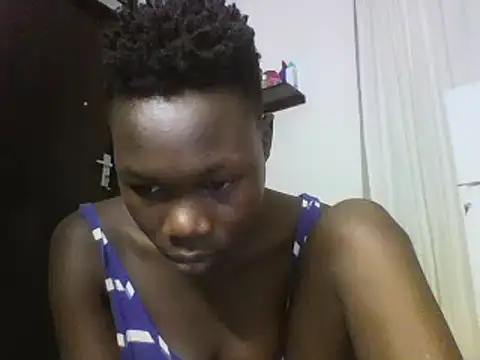 sexyqueen02 online show from 02/18/25, 07:21