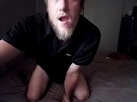 Snapshot of Missmesexycouple69 chatting on 11/22/25, 03:38 Missmesexycouple69 online show from 11/22/25, 03:38