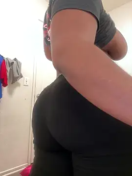 Prettynthick12 online show from 06/09/26, 03:18