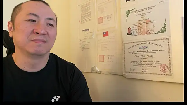 Snapshot of chih515 chatting on 12/05/24, 01:25 chih515 online show from 12/05/24, 01:25